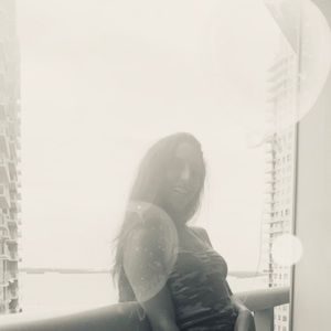 Meet your Posher, Naomi